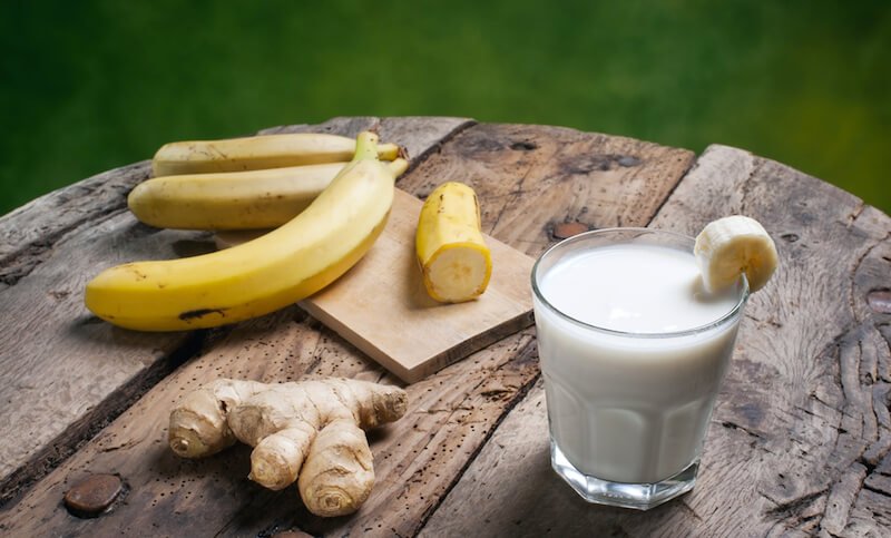 You’ve Got To Try This Delicious Gingersnap Cookie Smoothie (Raw and Gluten-Free!)