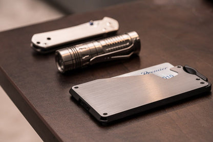 Pop Wallet - The Quick Access Slim Wallet