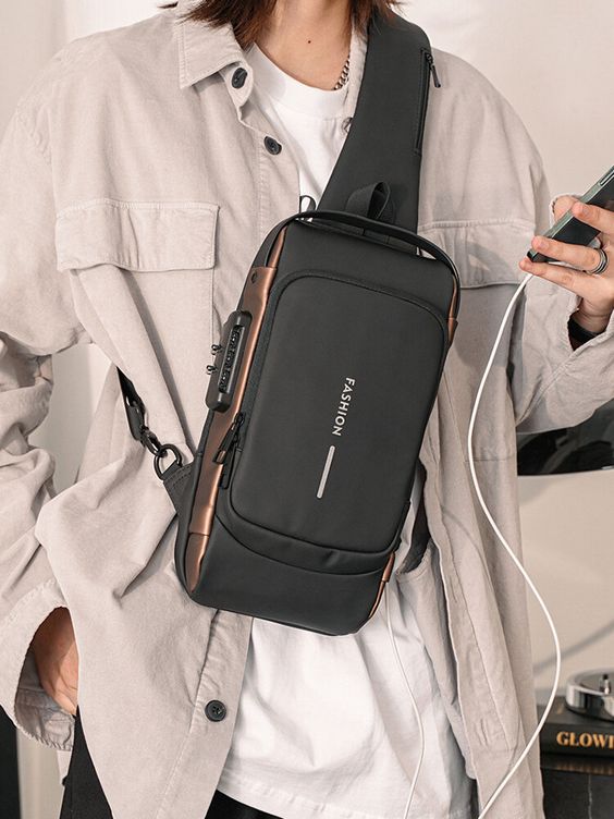 🔥USB charging sport sling  Anti-theft shoulder bag