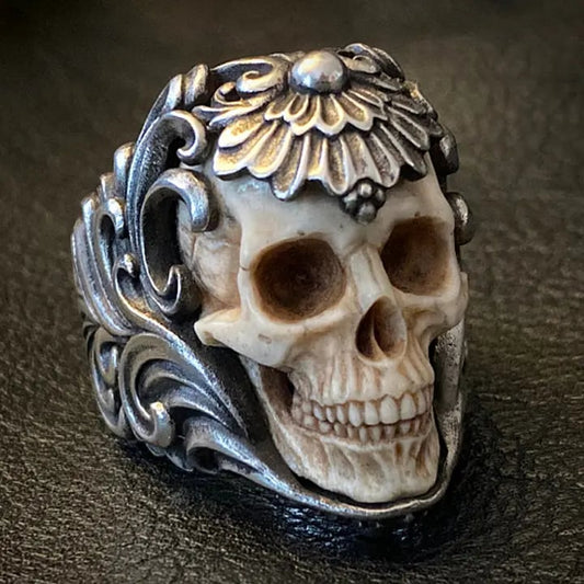 49% de descuento💀Anillo de cráneo de asta de armadura floral de polaco vintage